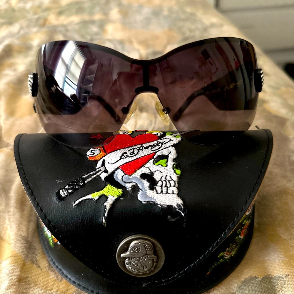 COPY - Ed Hardy women’s sunglasses 🕶️